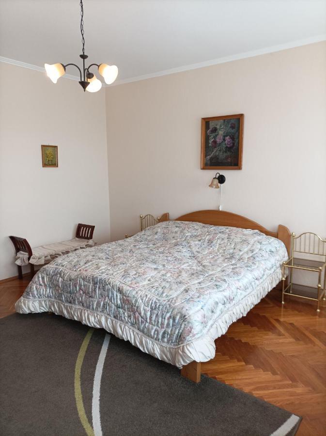 Lázár Apartmanok Hévíz Exterior foto